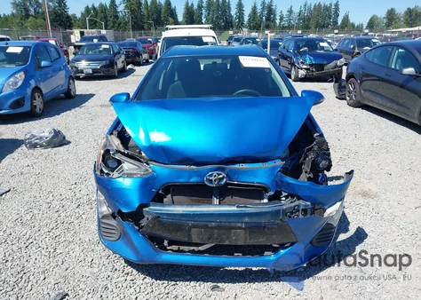 2016 Toyota Prius C Two z USA, uszkodzony, nr VIN JTDKDTB34G1139915